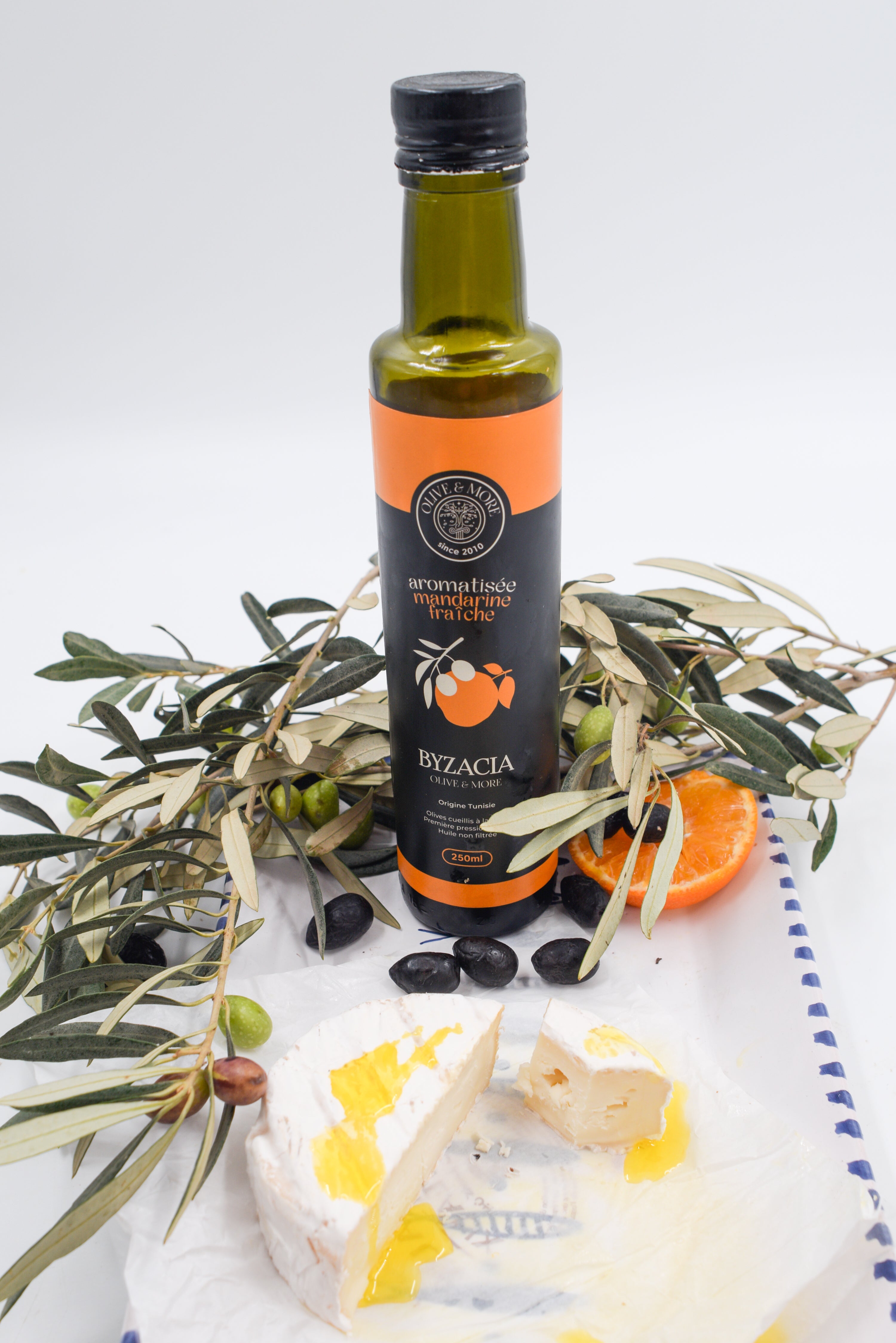 Huile d’Olive Aromatisée à la Mandarine – BYZACIA (250 ml)