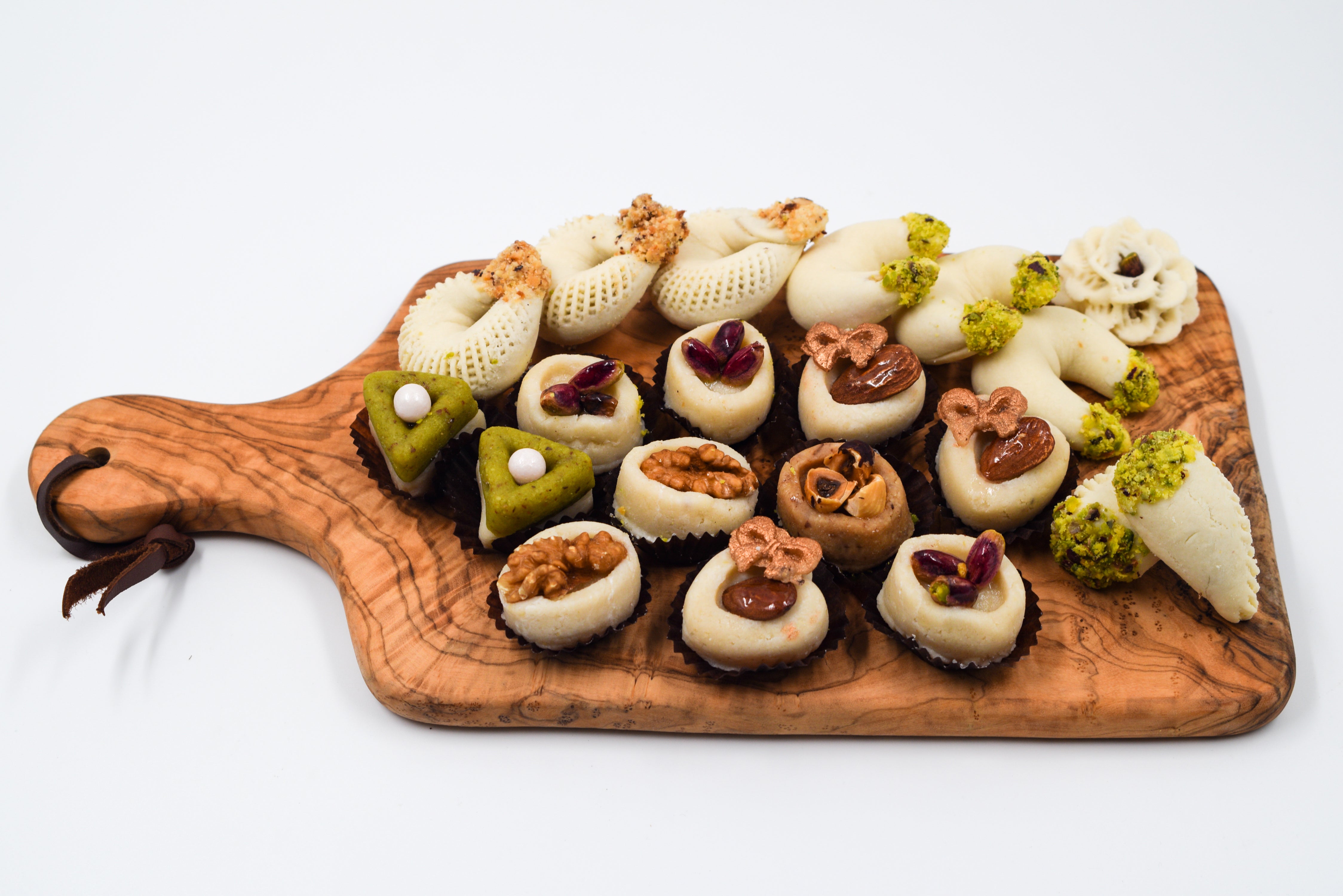 Assortiment de pâtisseries traditionnelles 1kg