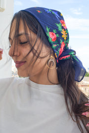 Foulard fleuri tunisien