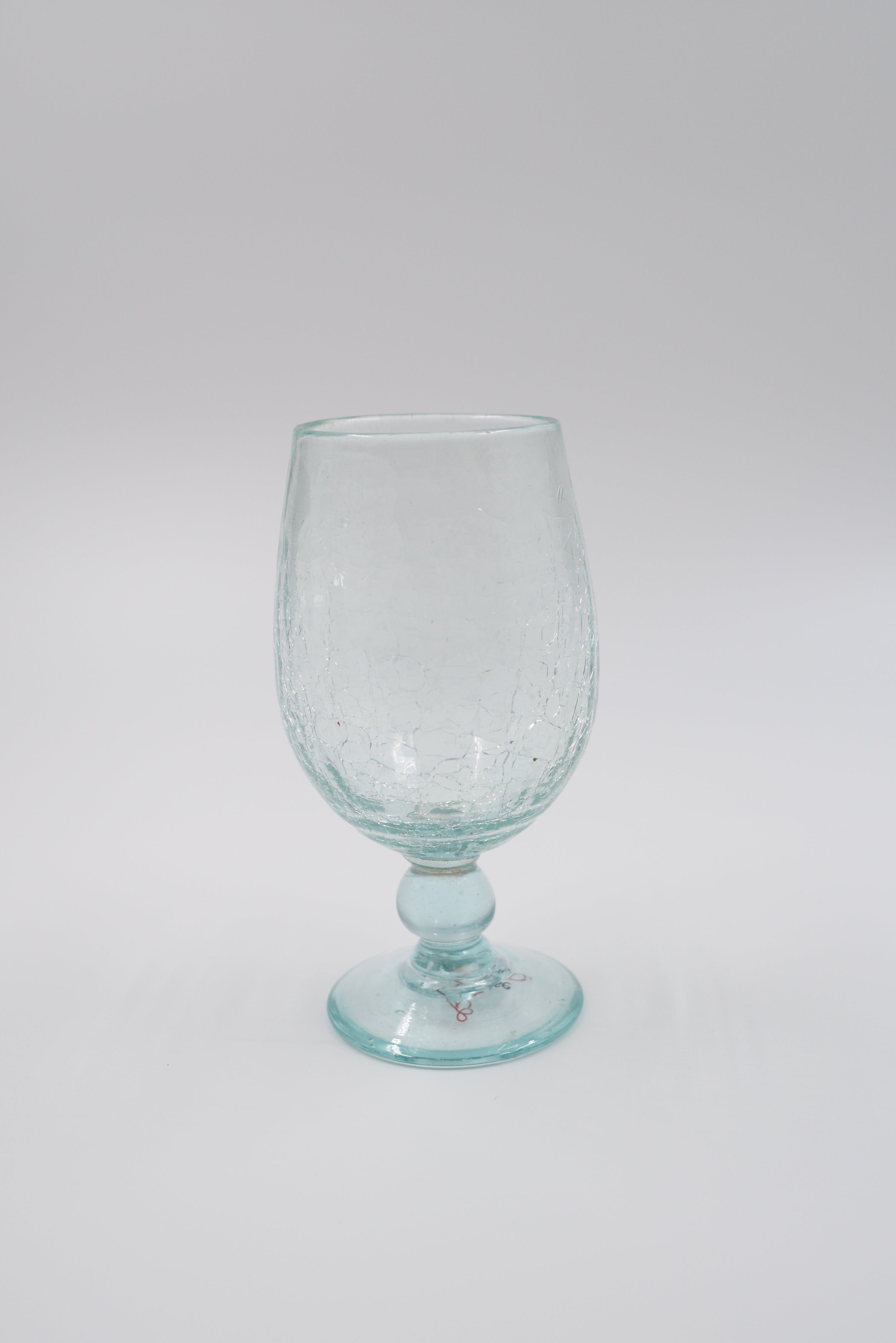 verre a pied transparent craquelé