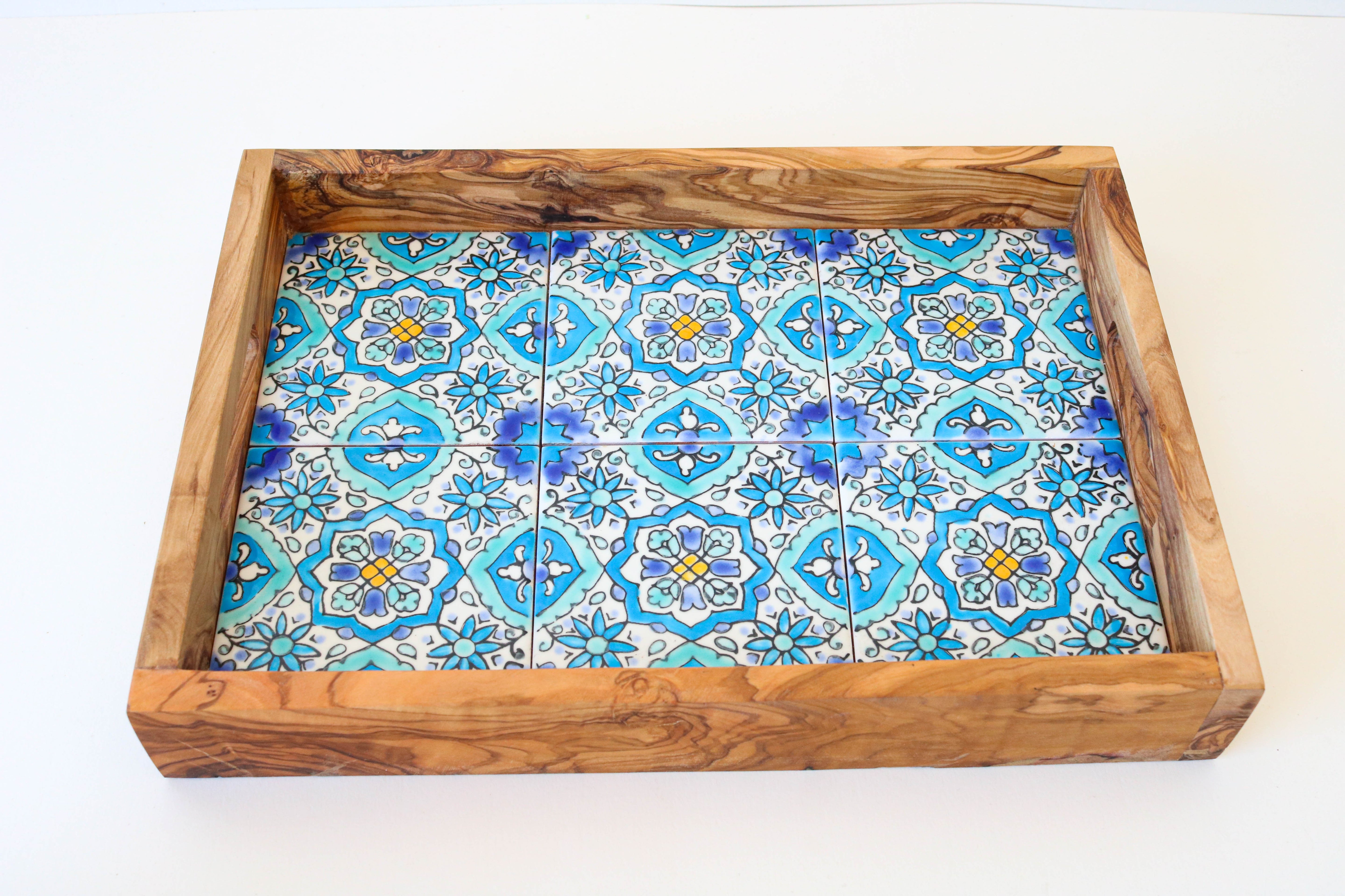 Plateau de présentation en bois d´olivier et carreaux en céramique