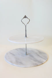 Présentoir à gateau à deux étages avec poignée en marbre