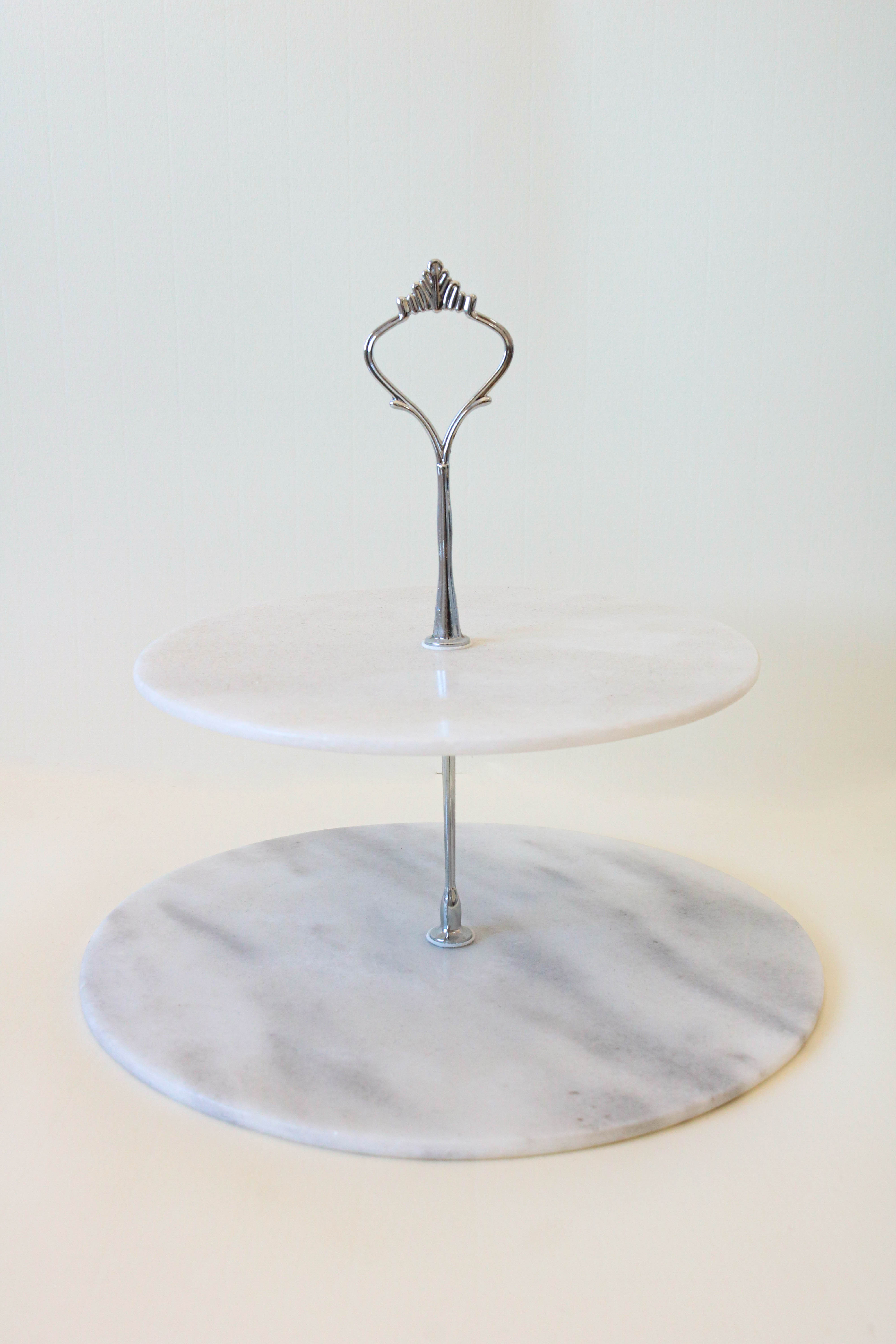 Présentoir à gateau à deux étages avec poignée en marbre