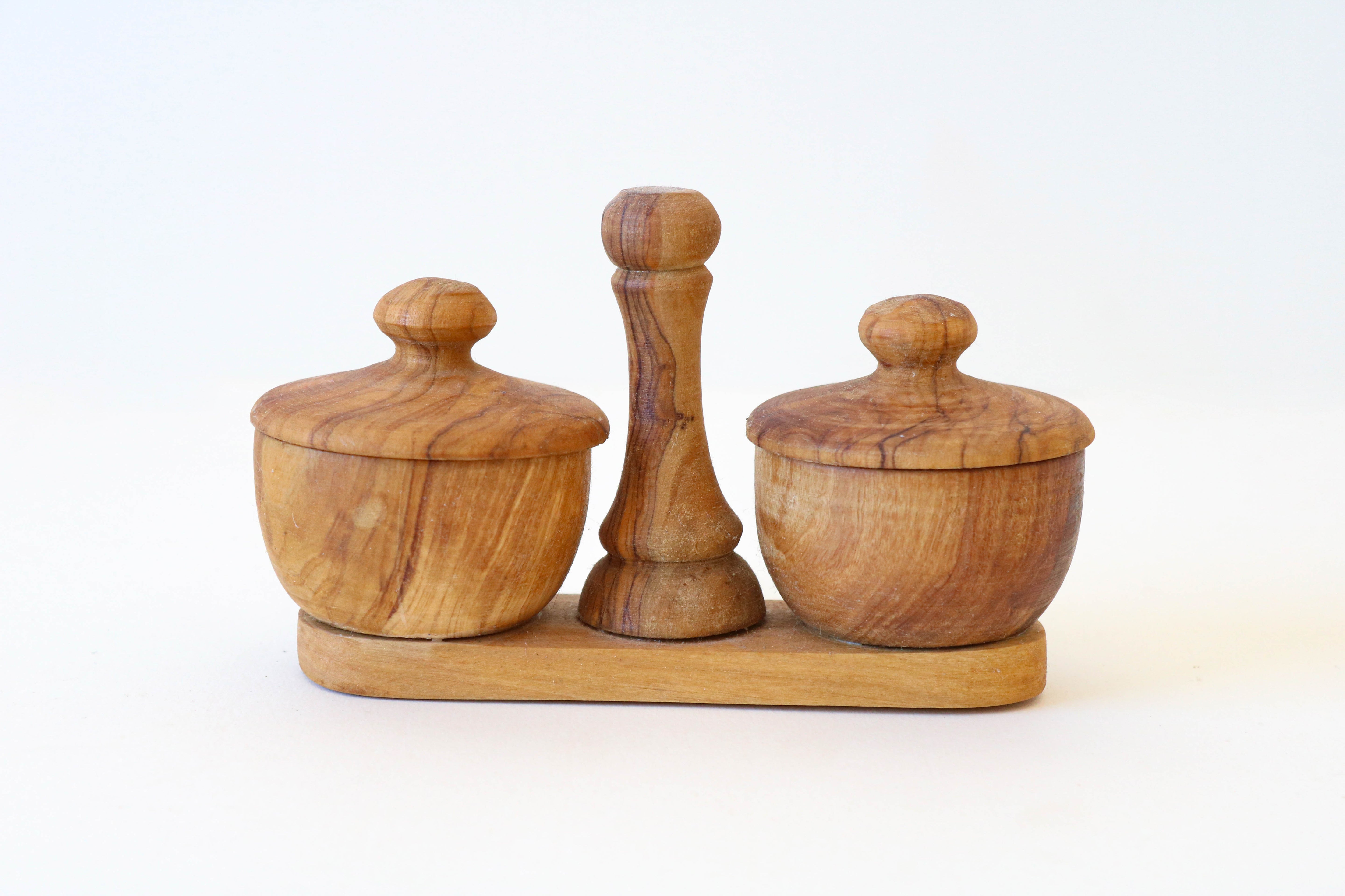 Poivrière + Salière en bois d´olivier
