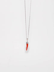 Collier en argent et corail motif piment