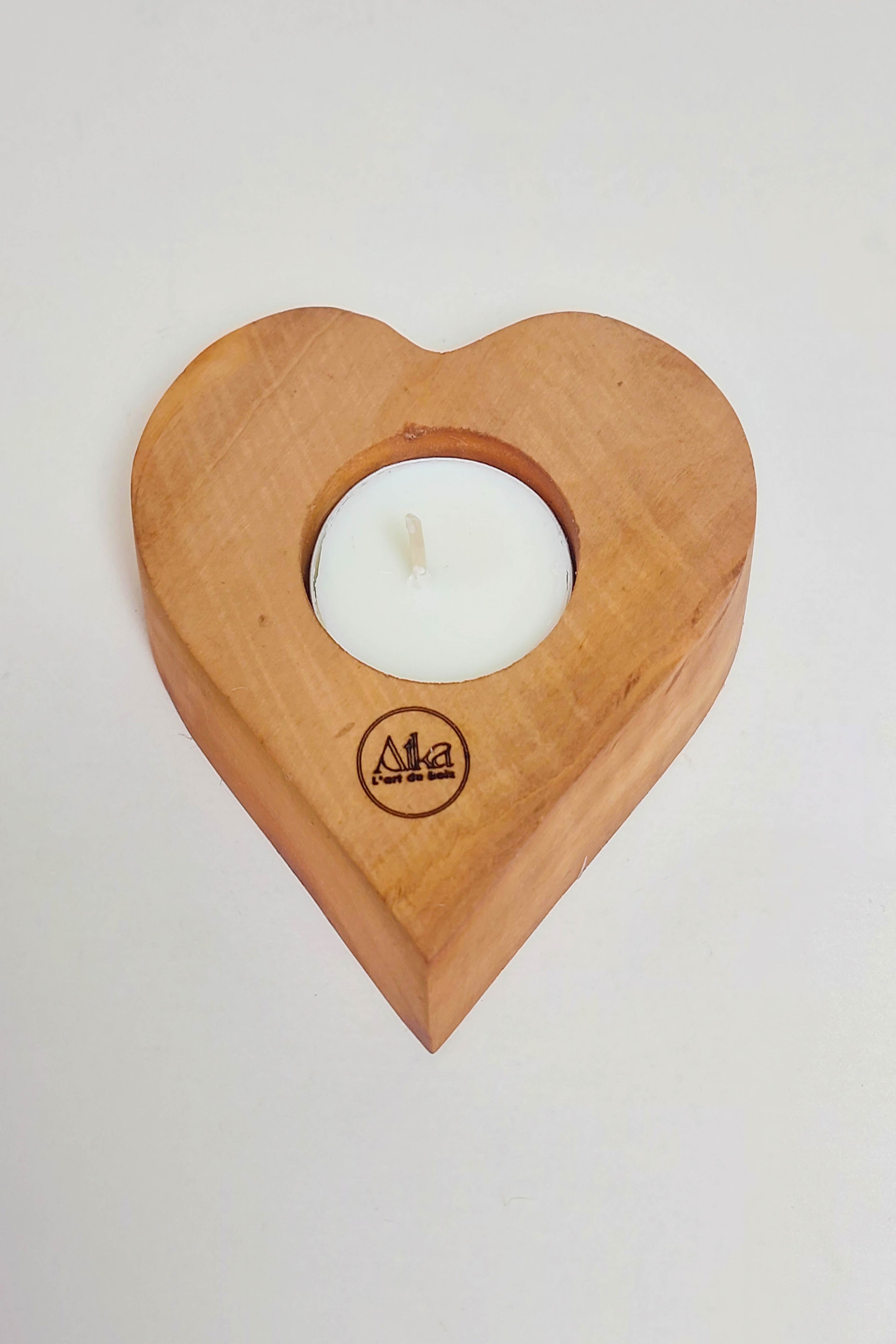 Bougie parfume en bois motif coeur