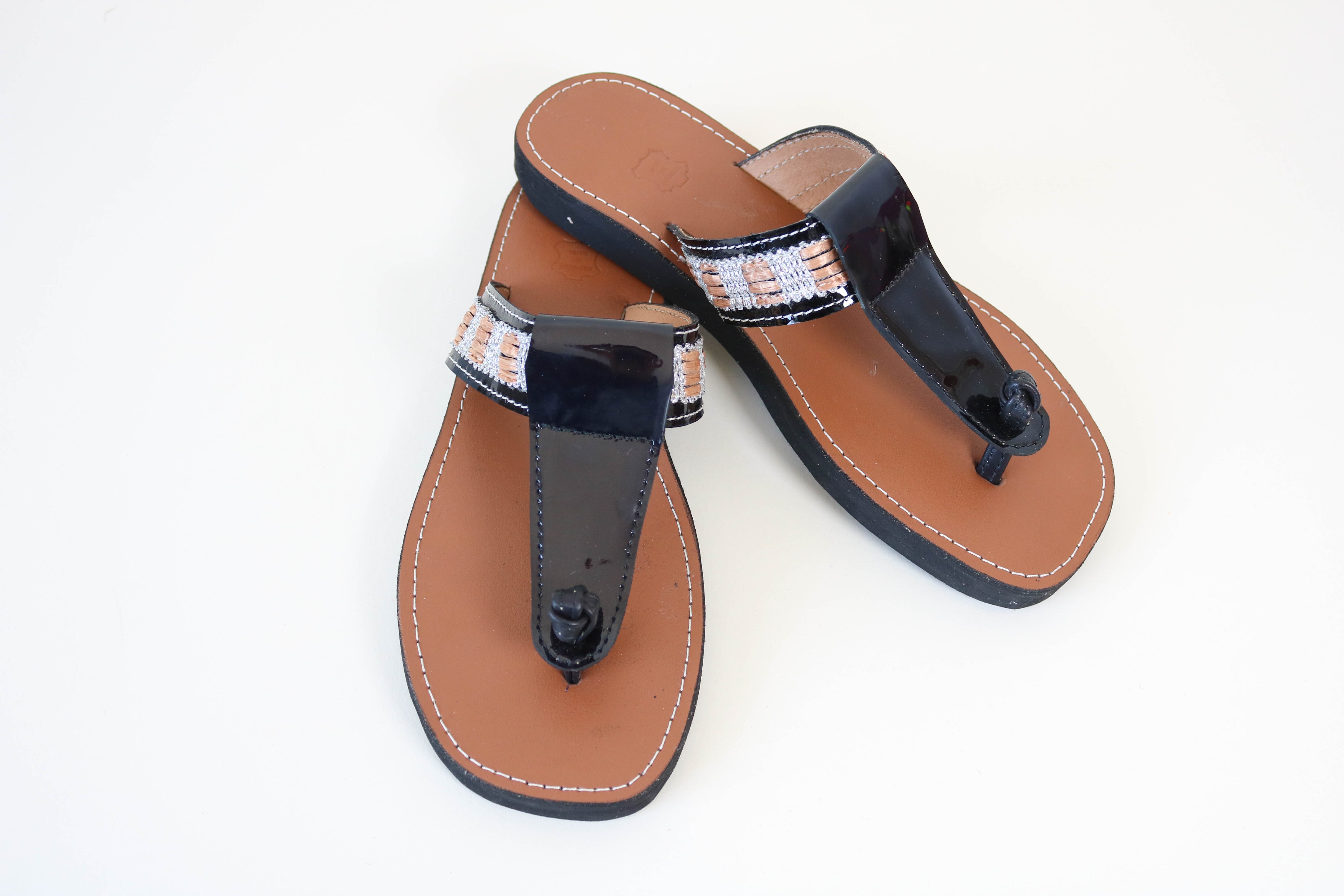 Claquette 100% en cuir, tige noir