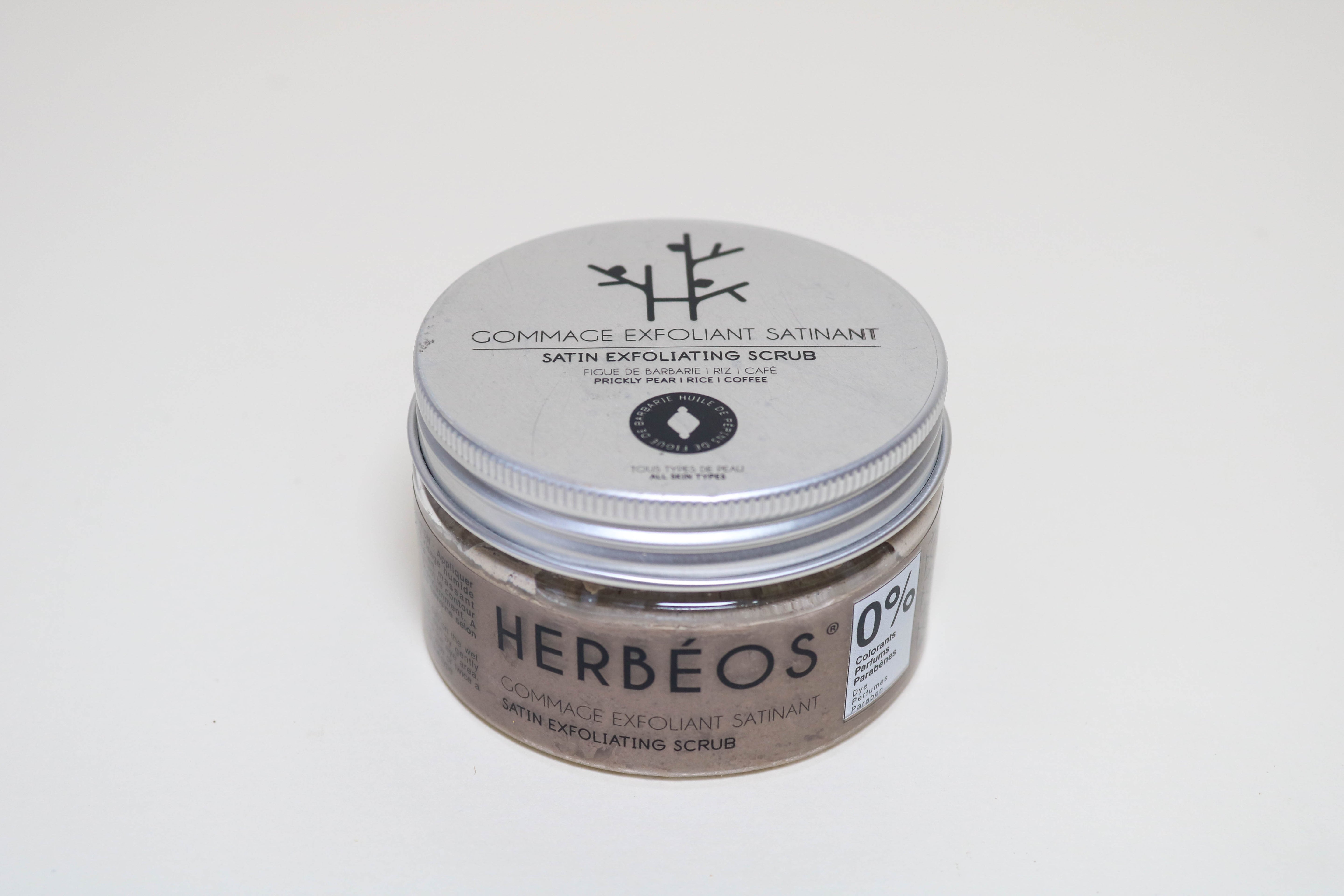 gommage exfoliant saturant