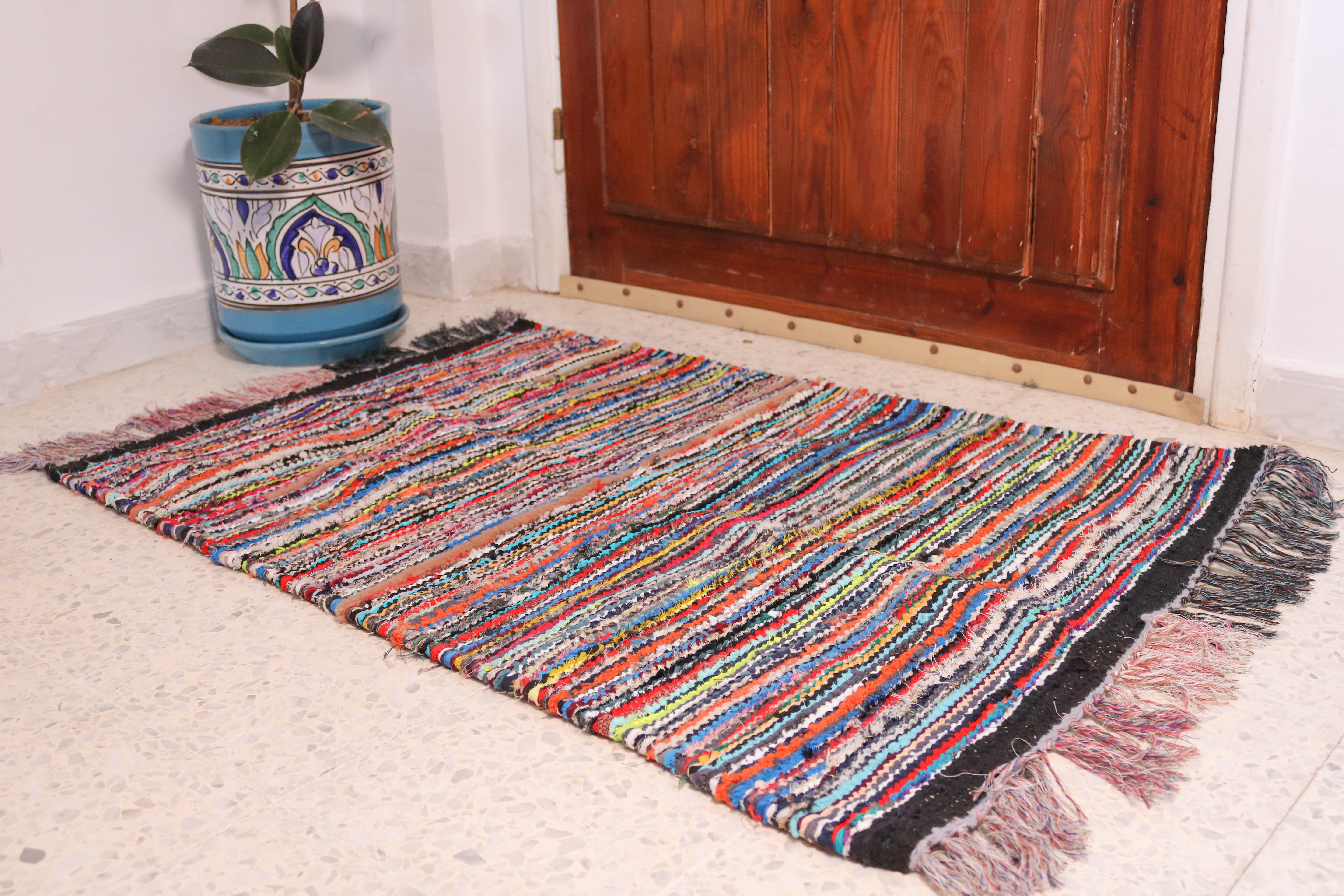 tapis traditionnel en laine recycle