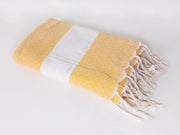 Fouta, serviette de plage jaune