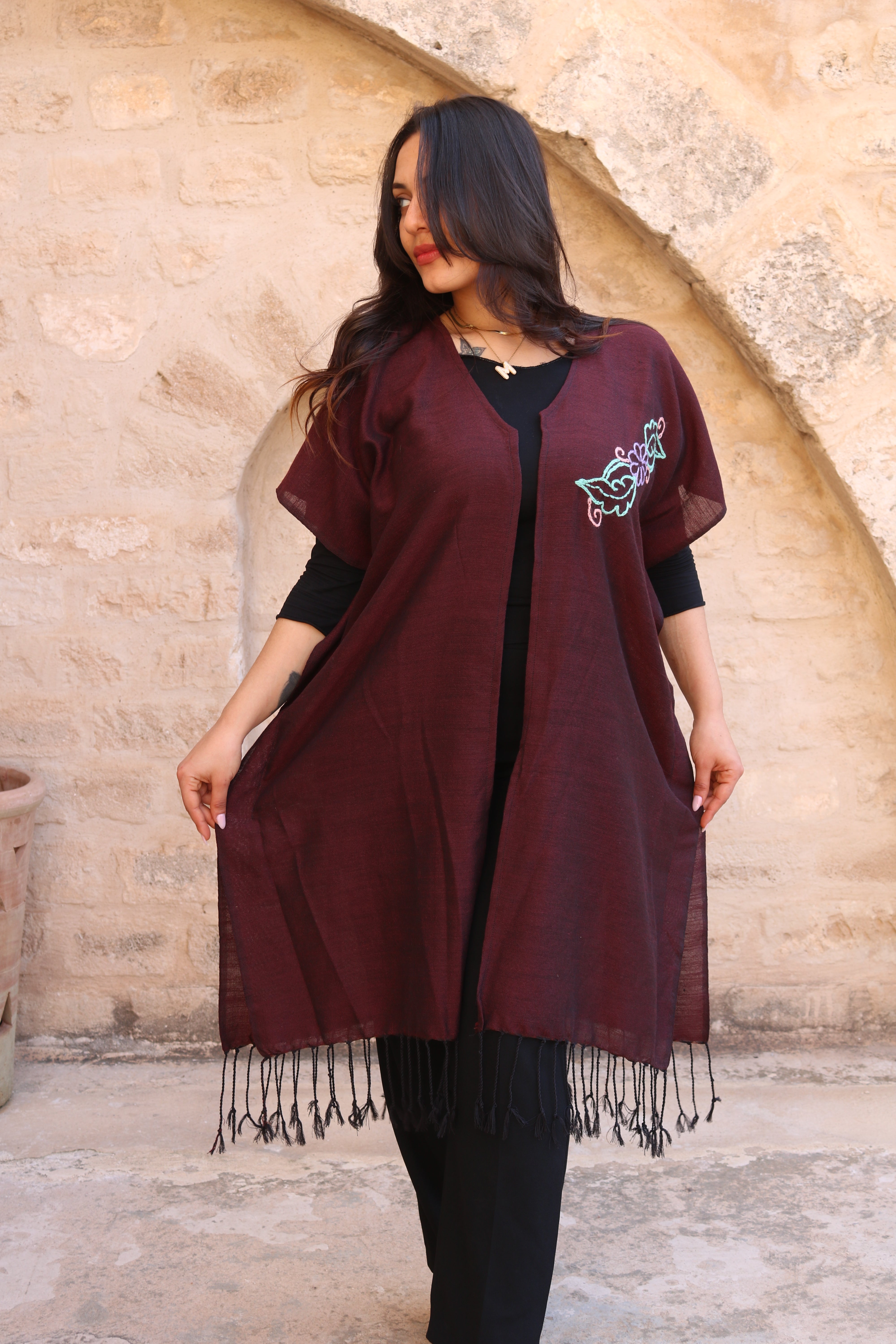 Cape traditionnel brodé à la main