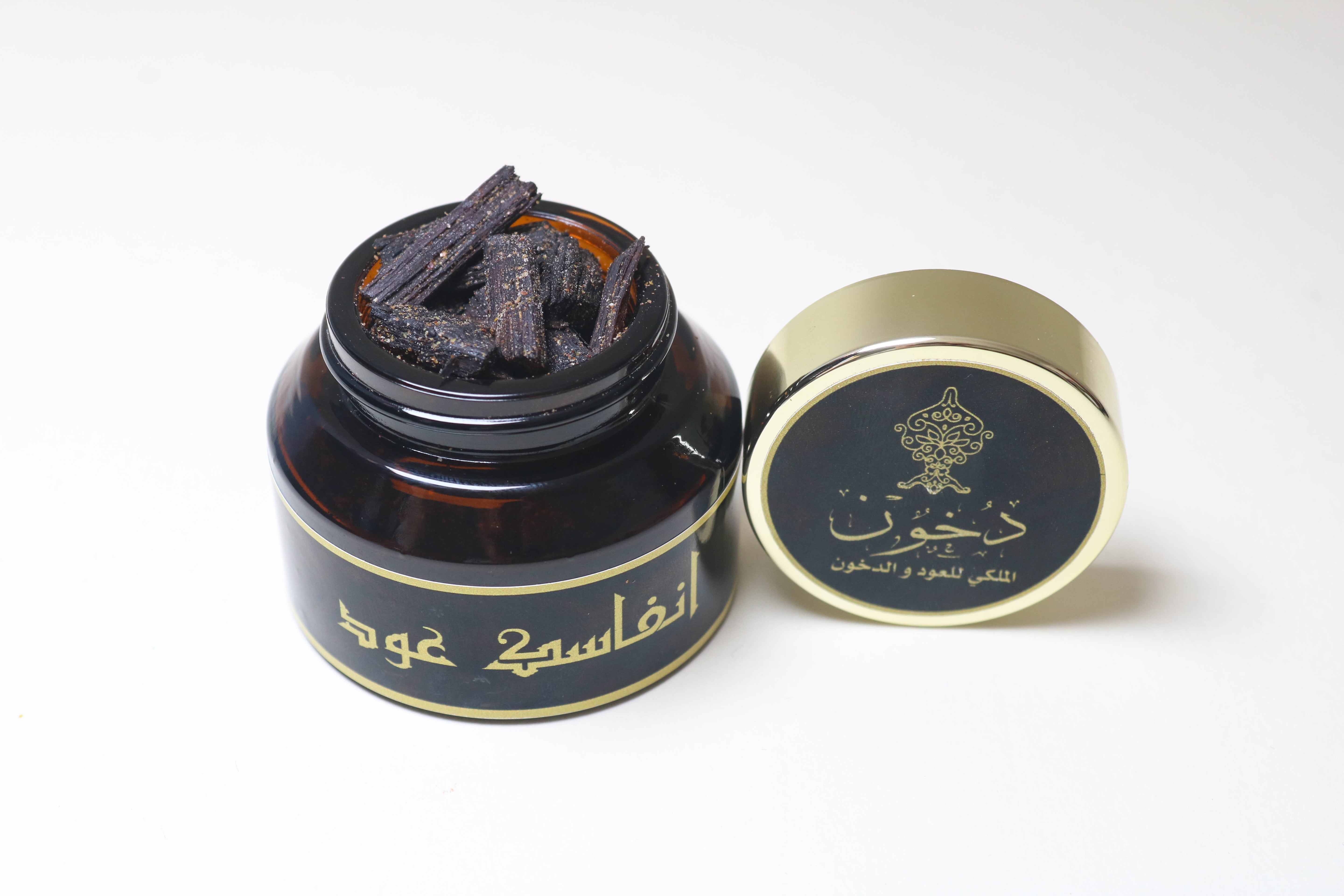 encens oud luxueux BAKHOOR  enfes 40 g