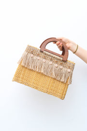 Sac à main en jonc tressé et anse en bois